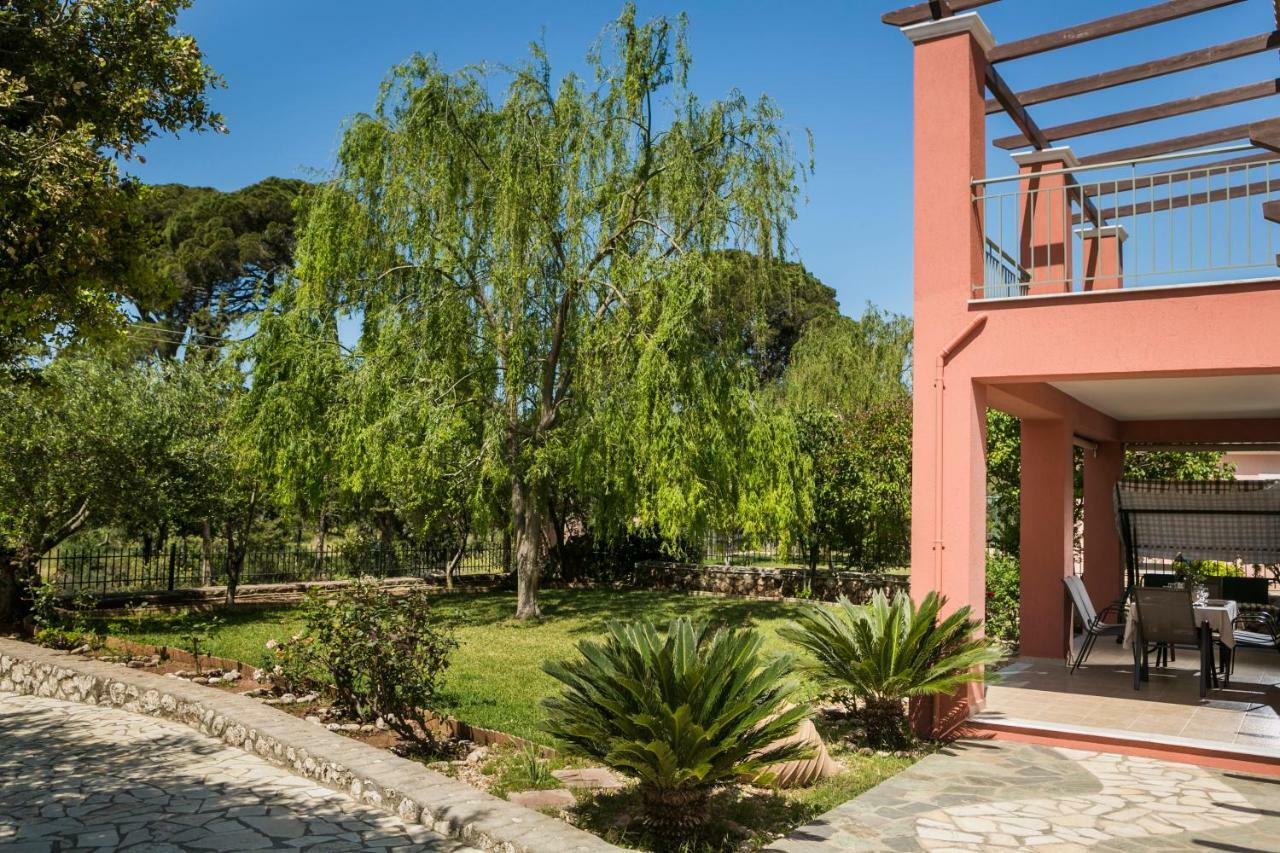 Villa Maritina Razáta Esterno foto